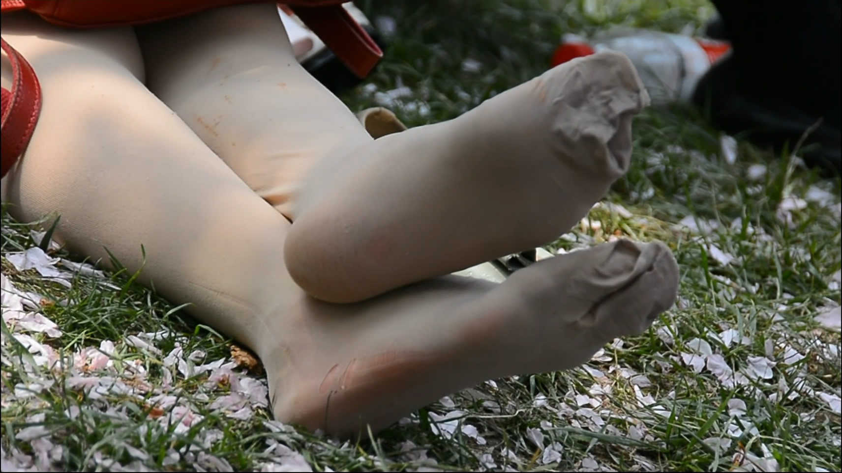 streetsnapnylon[00 02 01][20181203 223618 4]